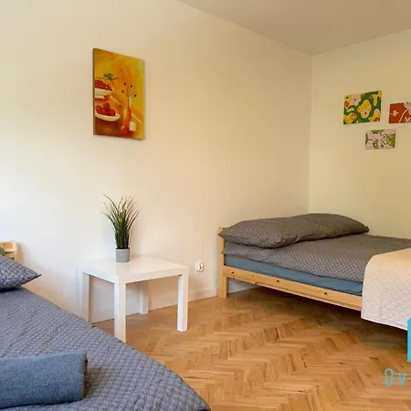 Orange 2 Minutes To Center & Seaside * Gdynia